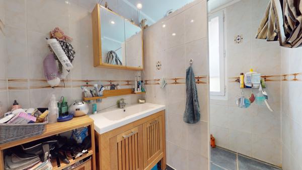 Lignières-de-Touraine (37130) Maison avec véranda et jardin