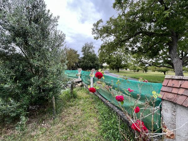 Lignières-de-Touraine (37130) Maison avec véranda et jardin