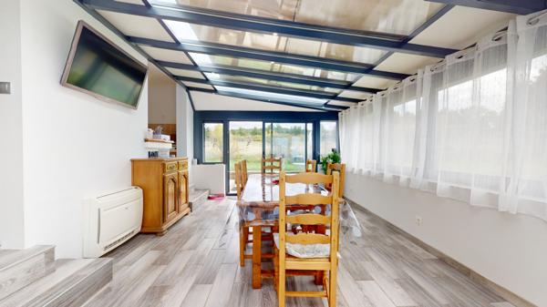 Lignières-de-Touraine (37130) Maison avec véranda et jardin