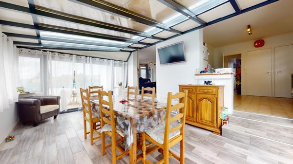 Lignières-de-Touraine (37130) Maison avec véranda et jardin