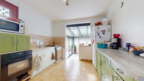 Lignières-de-Touraine (37130) Maison avec véranda et jardin