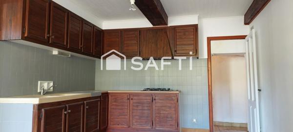 Village tous commerces, 3 chambres, garage