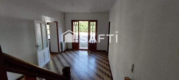 Village tous commerces, 3 chambres, garage