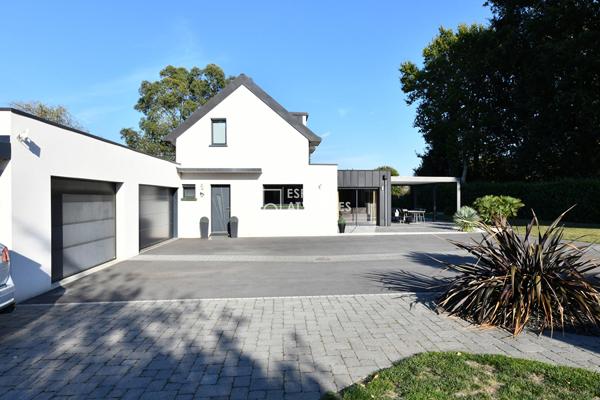 Une adresse confidentielle entre mer et village