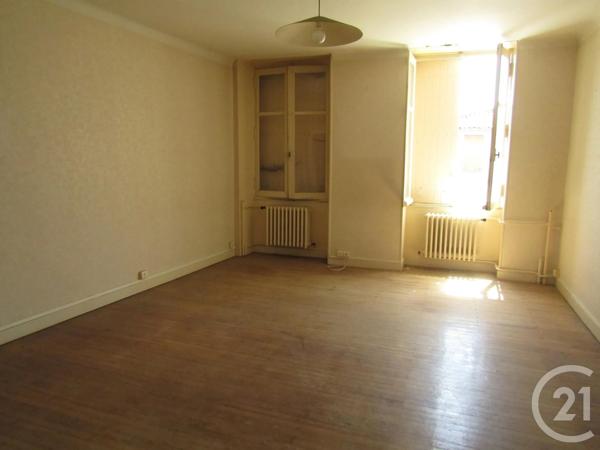 Maison à vendre  7 pièces - 273 m 2   CHEF BOUTONNE  - 79