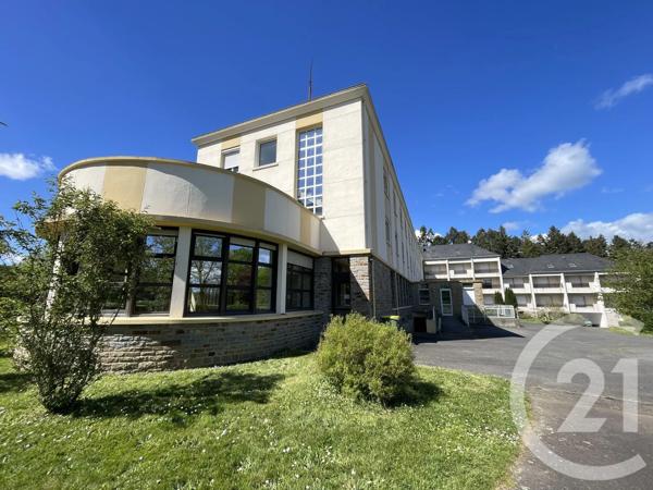 Immeuble à vendre  3601 m 2   BLAIN  - 44