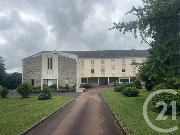 Immeuble à vendre  3601 m 2   BLAIN  - 44