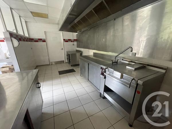 Immeuble à vendre  3601 m 2   BLAIN  - 44
