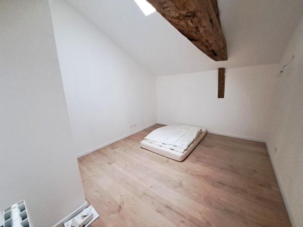 Maison  11 pièces 248 m2