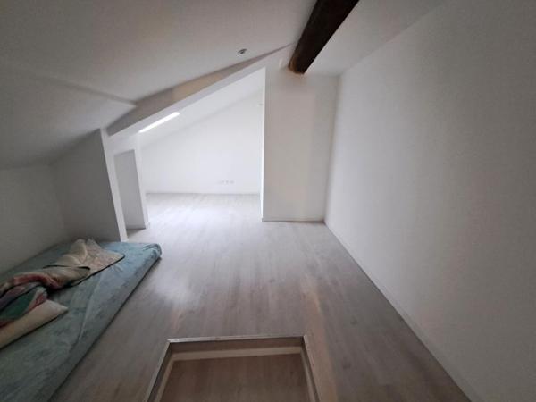 Maison  11 pièces 248 m2