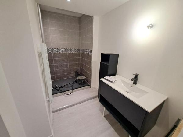 Maison  11 pièces 248 m2