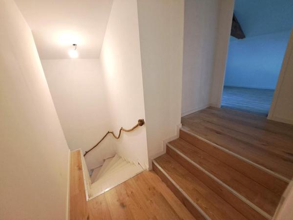 Maison  11 pièces 248 m2