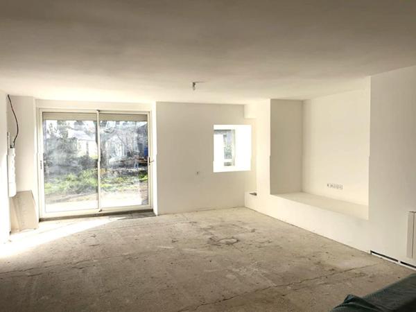 Maison  11 pièces 248 m2