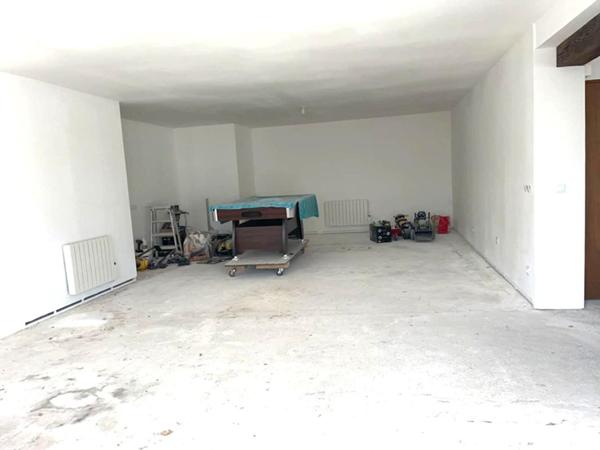 Maison  11 pièces 248 m2