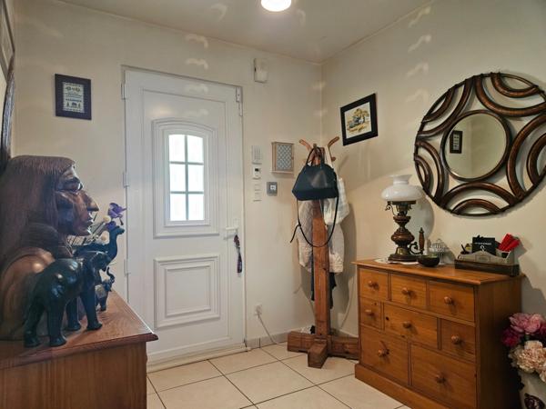 Maison de 200 m2 à vendre 7 pièces proche d'OBJAT (19)