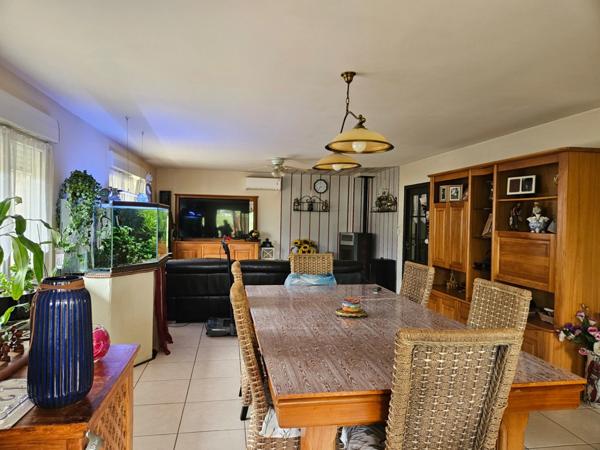 Maison de 200 m2 à vendre 7 pièces proche d'OBJAT (19)