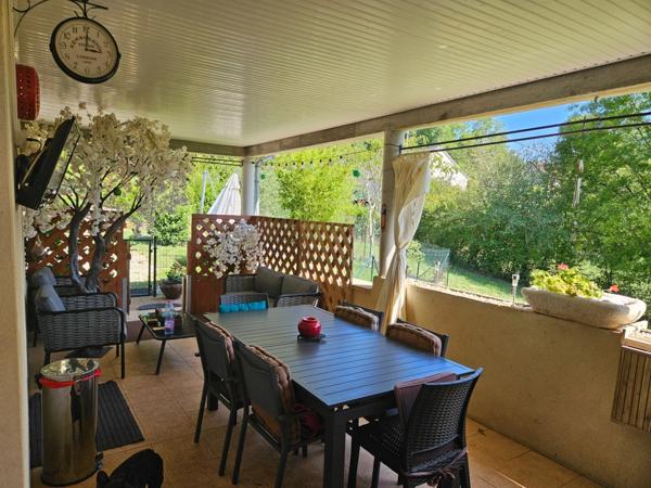 Maison de 200 m2 à vendre 7 pièces proche d'OBJAT (19)