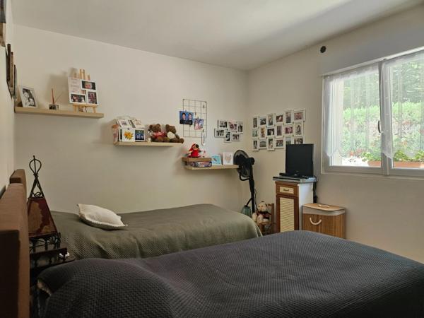 Maison de 200 m2 à vendre 7 pièces proche d'OBJAT (19)