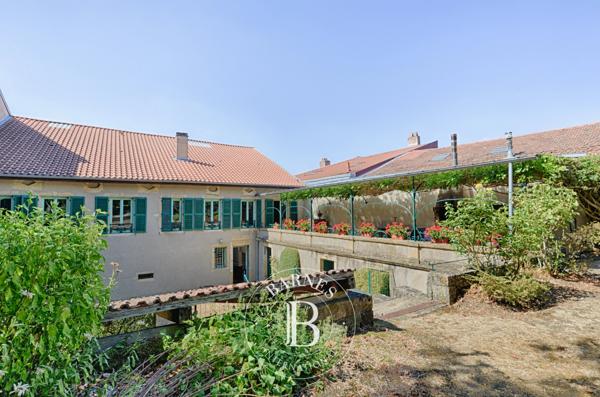 Metz, Propriété 5 Chambres -  600 m² à vendre