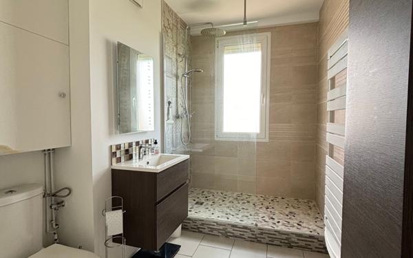 Appartement à louer    3 pièces •  Compiègne