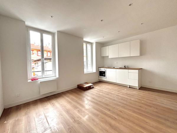 Appartement Saint Etienne 3 pièce(s) 56.89 m2