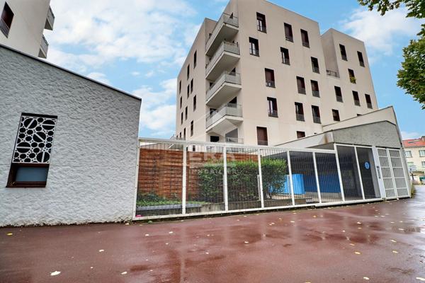 Appartement La Courneuve 3 pièce(s) 63 m2