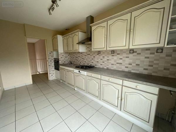 Maison à vendre à Saint-Hilaire-Saint-Florent dans le Maine-et-Loire (49400), ref : 49075-666