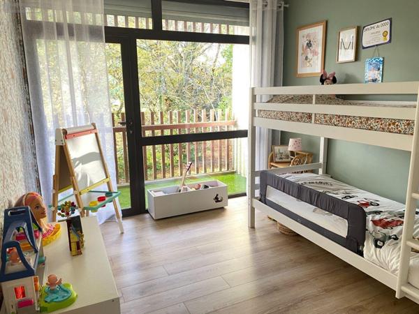 Appartement à vendre à Villenave-d'Ornon en Gironde (33140), ref : 11638/323