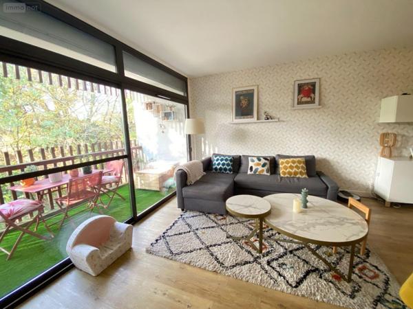 Appartement à vendre à Villenave-d'Ornon en Gironde (33140), ref : 11638/323