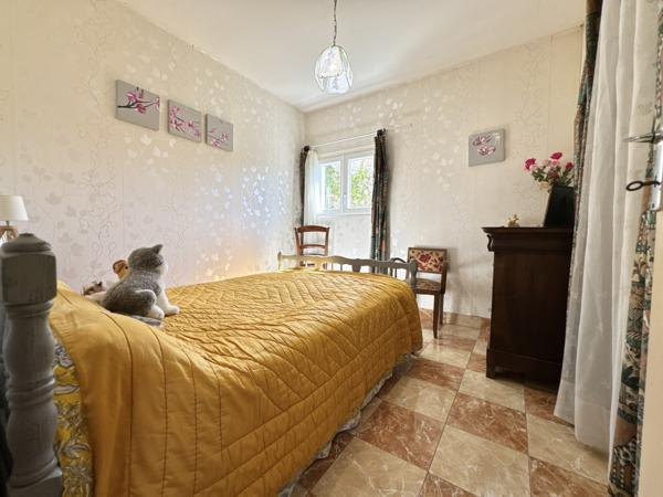 Maison de plain pied avec piscine. Penne-d'Agenais (47140)