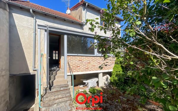 Maison à vendre    3 pièces •  Désertines