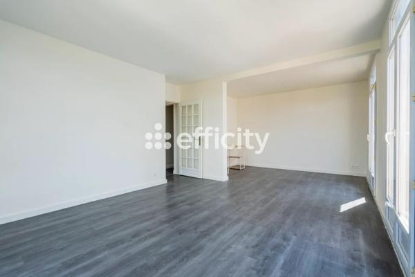 Appartement
         3 pièces
        - 72 m² Exclusivité 230 000 € *