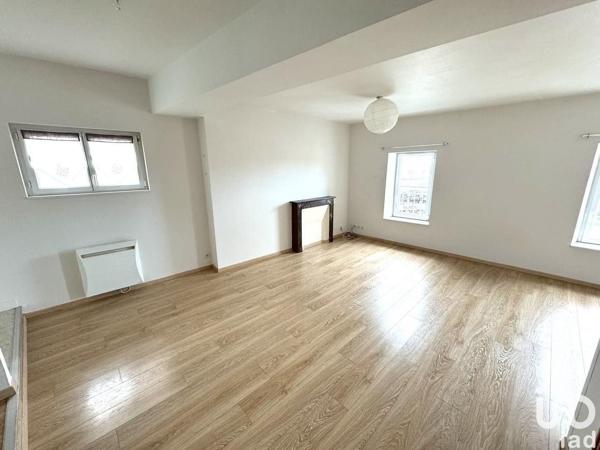 Appartement 3 pièces de 65 m² à Courseulles-sur-Mer (14470)