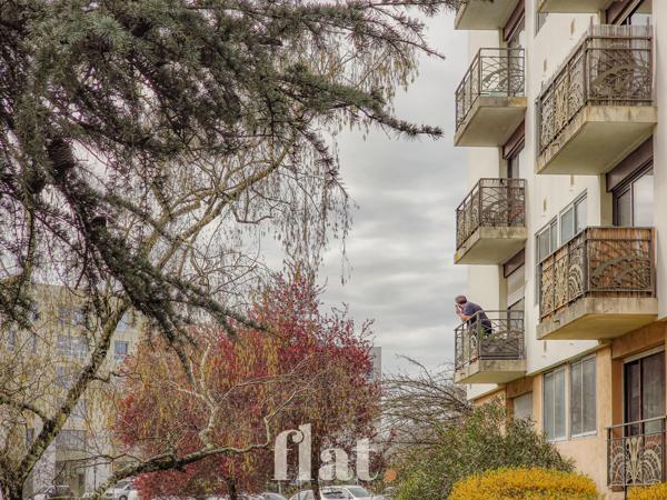 Appartement T3 63 m² avec balcon, parking et cave