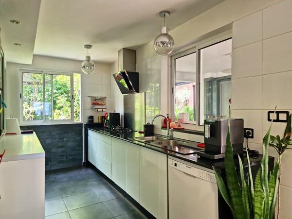 Maison 6 pièces - 371 m² Bien prestige