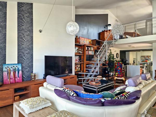 Maison 6 pièces - 371 m² Bien prestige