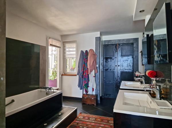 Maison 6 pièces - 371 m² Bien prestige