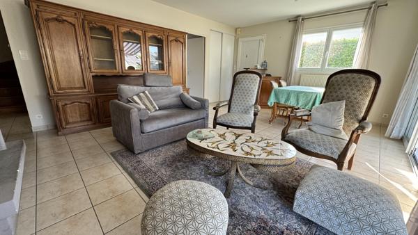 Brech (56400) MAISON AU CALME - 3 chambres et bureau Garage