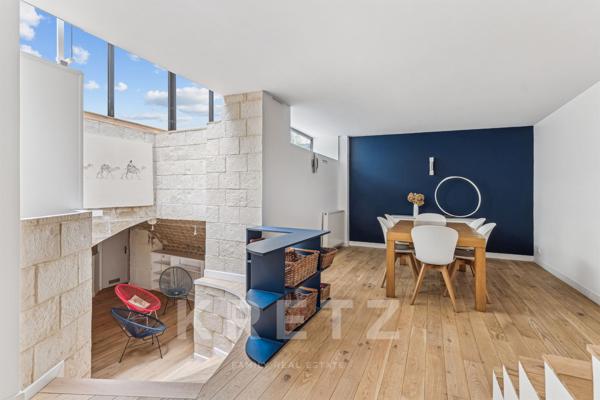 Maison entièrement rénovée avec volumes et espaces atypiques