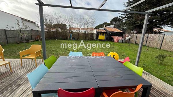 Maison à L' ILE-D'YEU, 85350 - 6 pièces 135m²