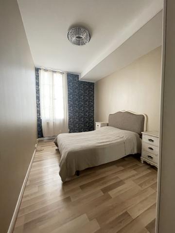 APPARTEMENT T3 SAINTES CENTRE