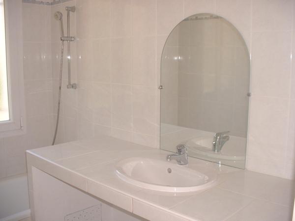 MARMANDE maison mitoyenne avec 2 chambres et jardin