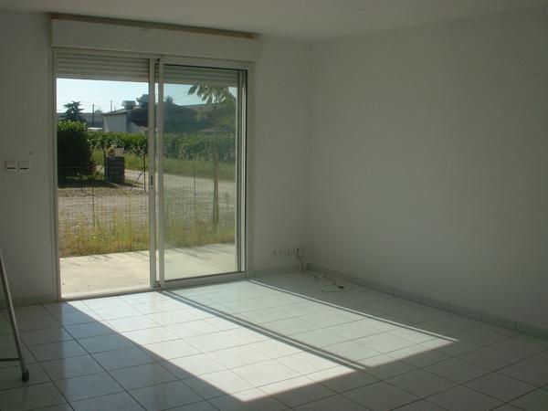 MARMANDE maison mitoyenne avec 2 chambres et jardin