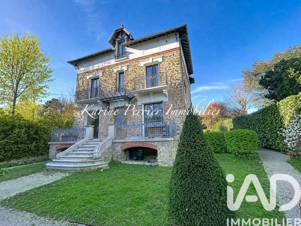 Maison à vendre 9 pièces 241 m² Garches