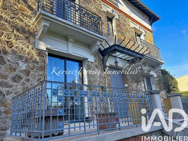 Maison à vendre 9 pièces 241 m² Garches
