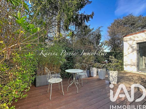 Maison à vendre 9 pièces 241 m² Garches