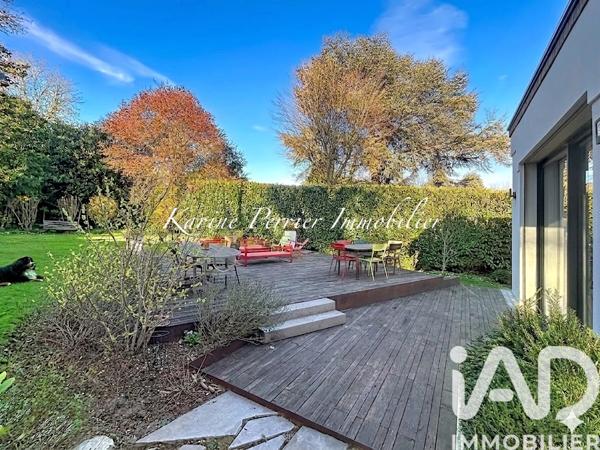 Maison à vendre 9 pièces 241 m² Garches