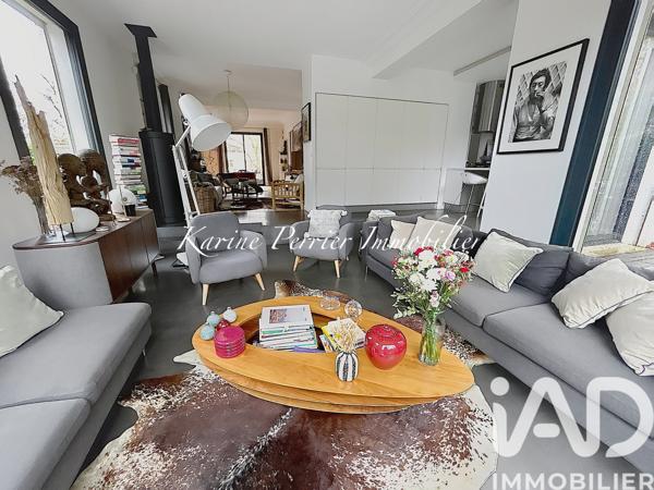 Maison à vendre 9 pièces 241 m² Garches