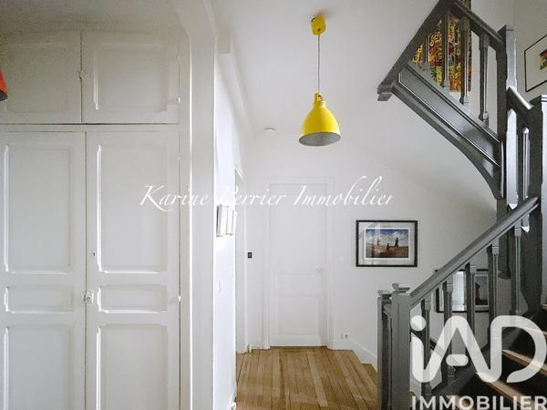 Maison à vendre 9 pièces 241 m² Garches