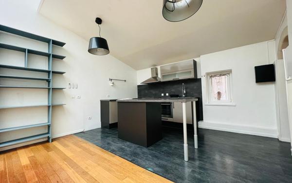 Appartement à vendre    3 pièces • 100 m2 Nancy